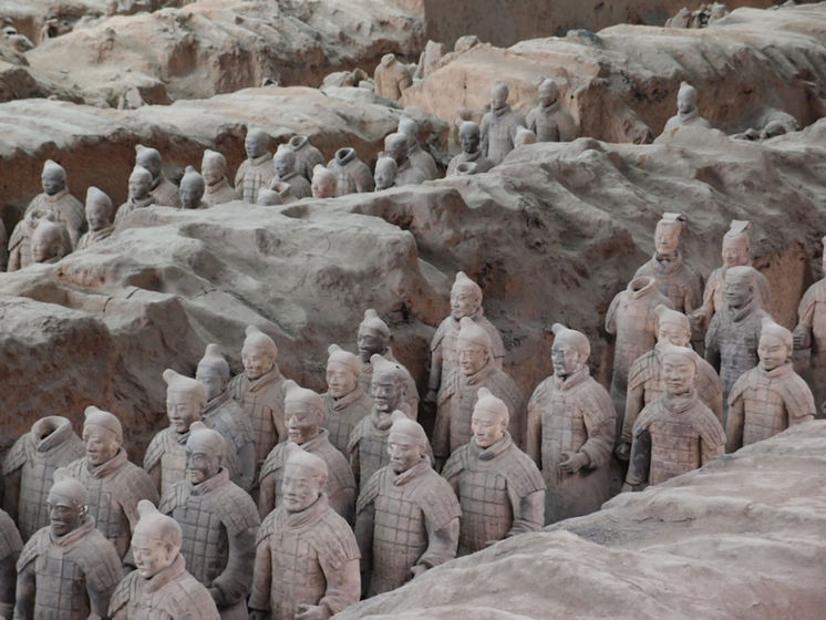 The Xi'an warriors: from myth to international exhibitions