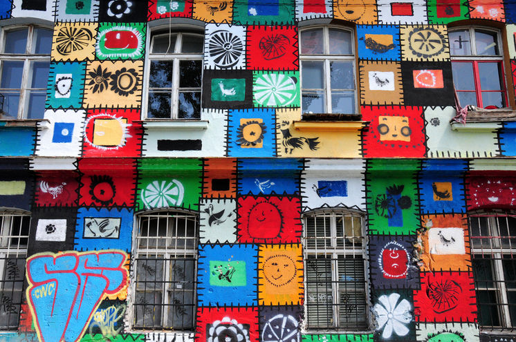 From Tacheles to Murs Lliures, when art lives in public spaces