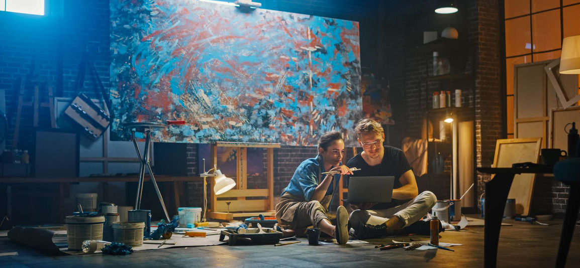 Learn how to use social media to get your artwork noticed