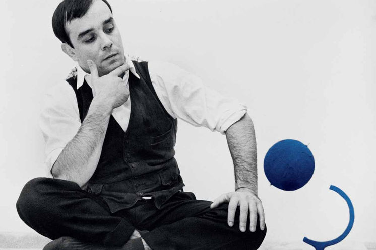 Yves Klein, the blue artist who wanted to levitate